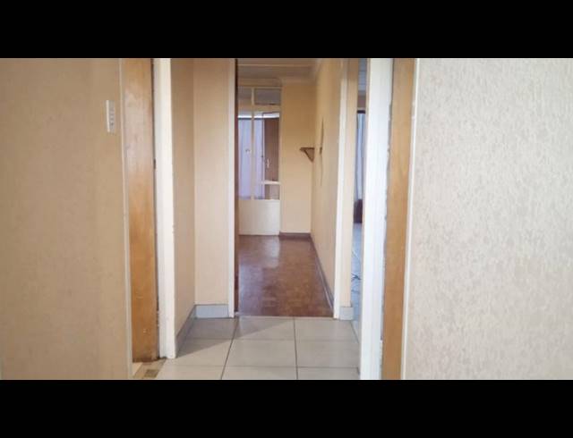2 BEDROOM PROPERTY TO RENT IN HAMBERG